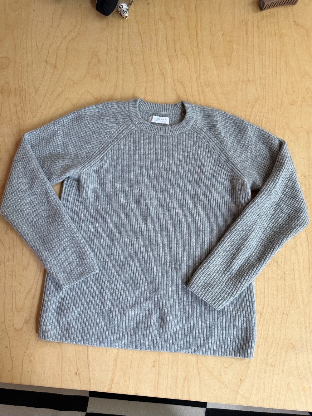 Gray ribbed cashmere sweater